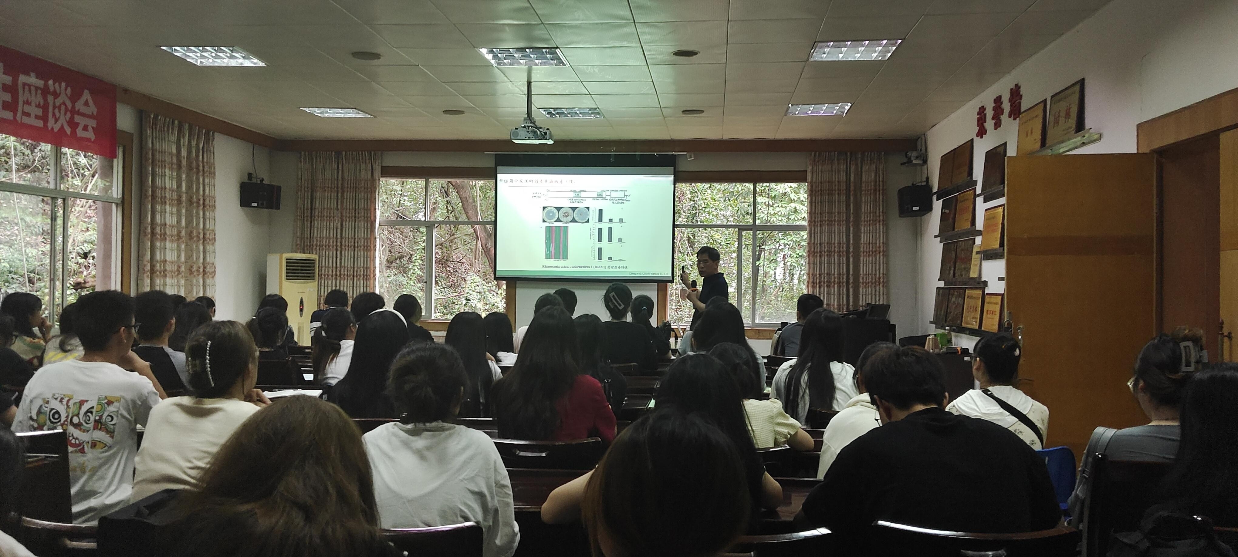 XFHU_1686901028442070574.jpg jiangzuo.jpg