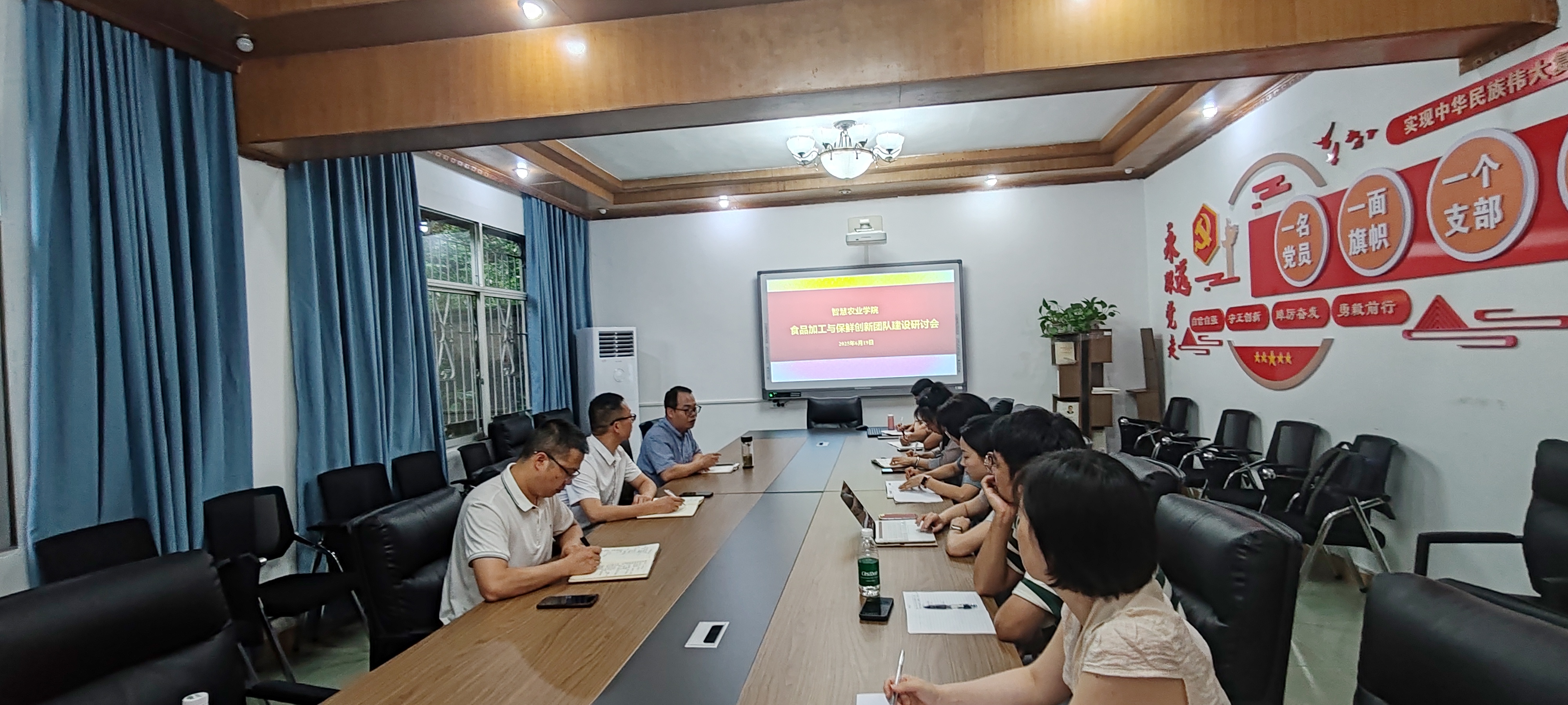 xtpT_1750390057086002103.jpg FCEC3585726361A302F7360601881E2E.jpg